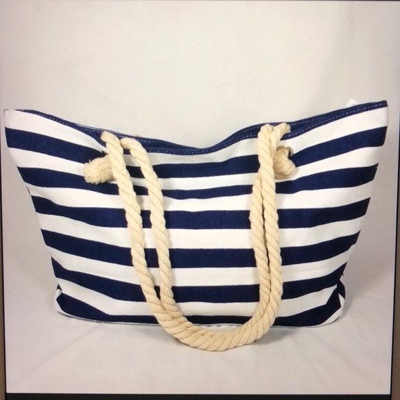 Striped beach tote!! - Picture 3 of 4